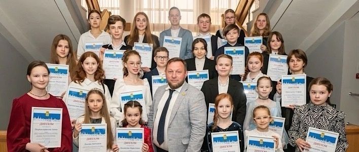 В Кирове состоялась церемония награждения стипендиатов управления культуры