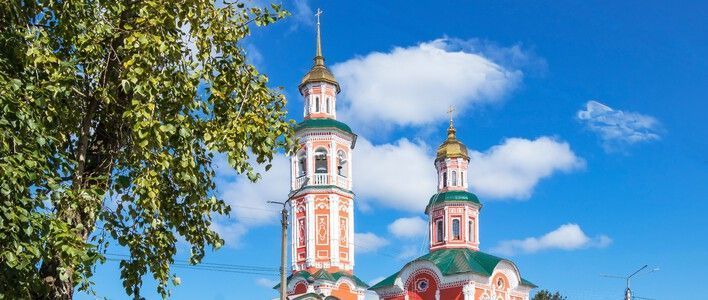 Библиотека имени А. Лиханова приглашает ознакомиться с выставкой фотографий «Храмы. Люди. Небеса»