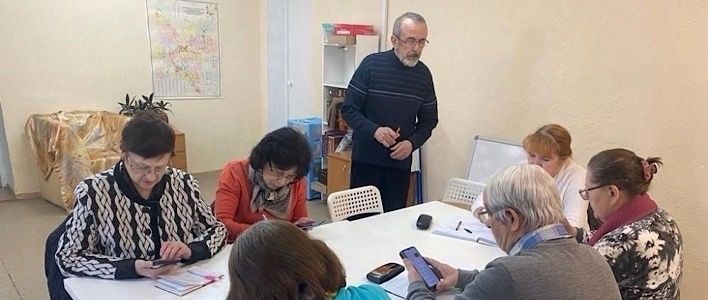 Гаджетам все возрасты покорны