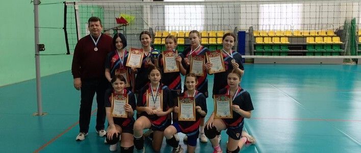 Волейболистки спортшколы № 2 стали призёрами межрегионального турнира