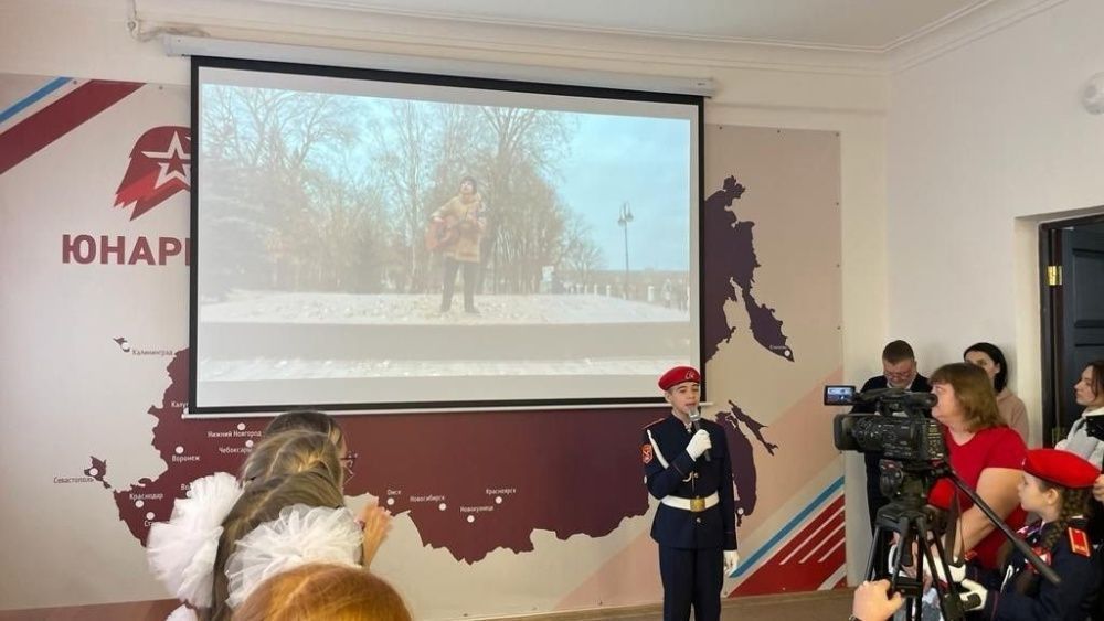 В Кирове состоялась патриотическая акция «Дети героев».