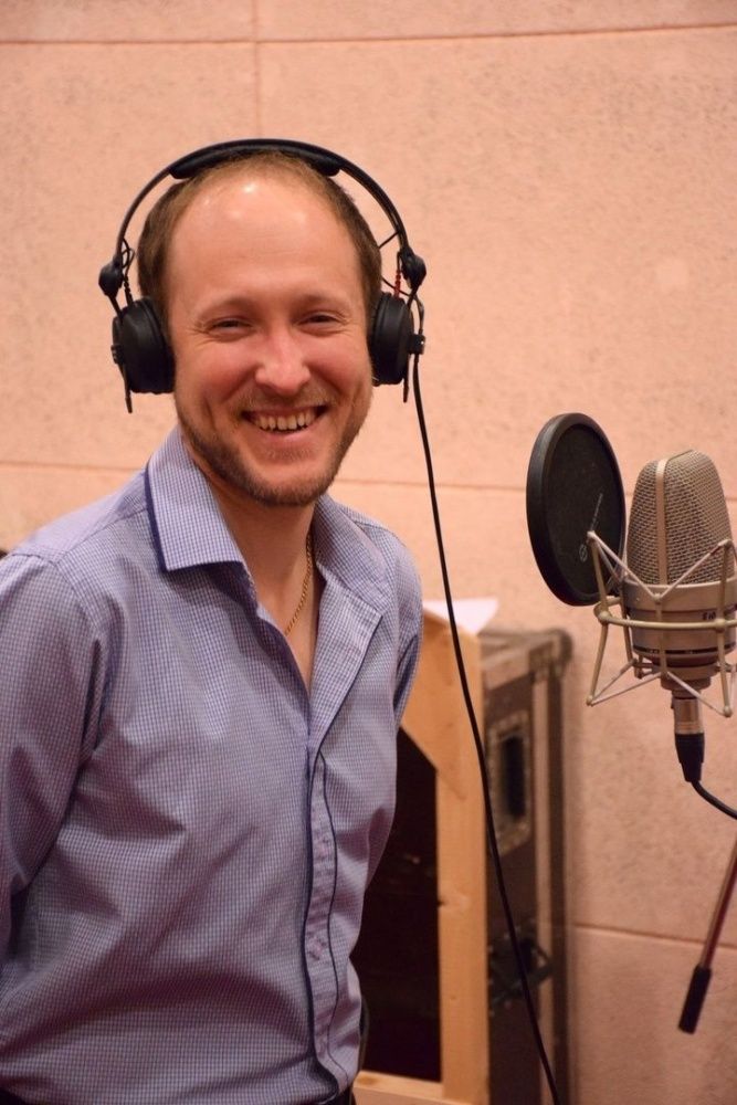 Театральная весна.