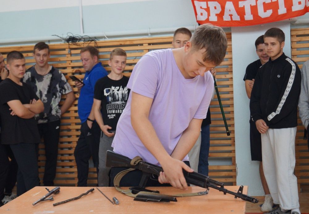 Смотр военно-патриотических отрядов: сила, дух и патриотизм молодежи