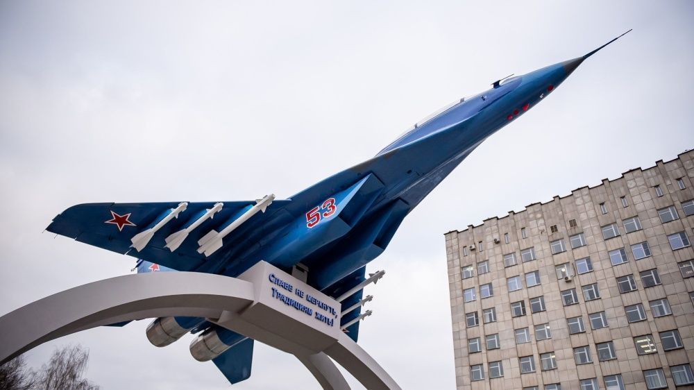 В Кирове открыли монумент «Славе не меркнуть, традициям жить!»