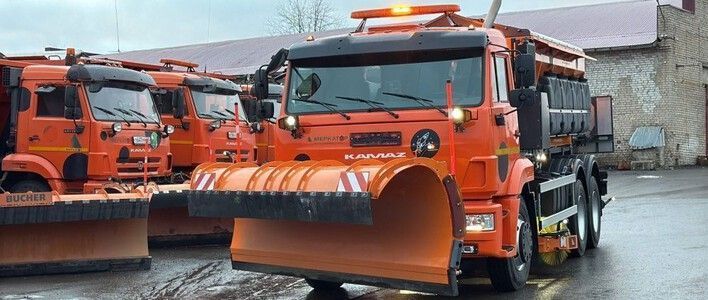 В Кирове обновляется парк спецтехники для содержания улиц