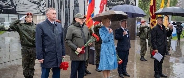 В Кирове открылась выставка «Славе – не меркнуть! Традициям – жить!»