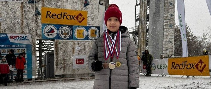  Юный ледолаз из Кирова победил на Всероссийских соревнованиях