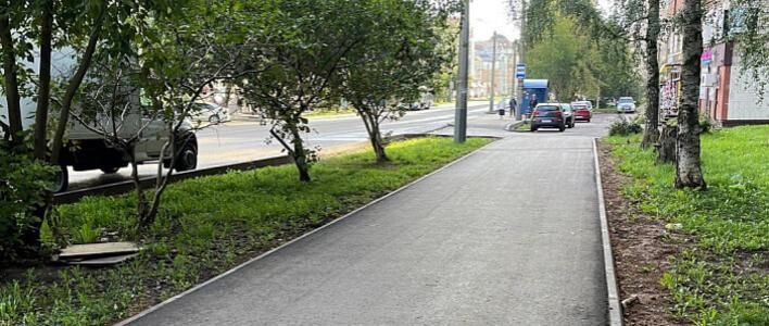 В Кирове обновили дороги к образовательным учреждениям