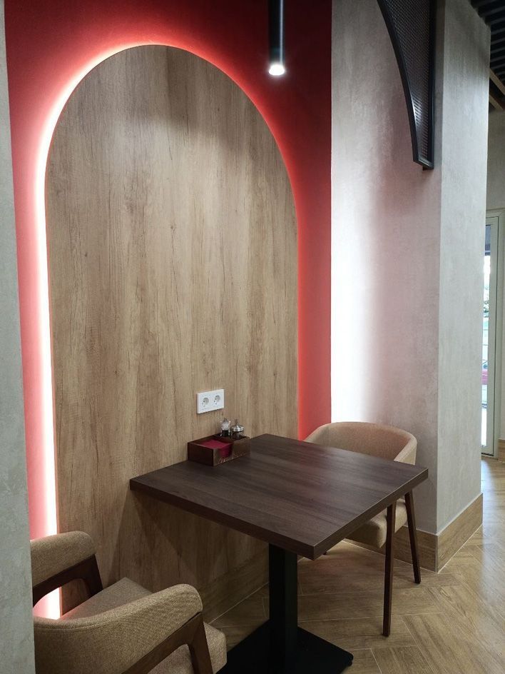 В Кирове многодетная семья открыла кафе домашней кухни