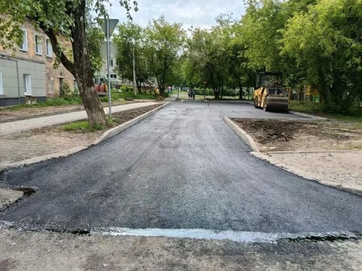 В Кирове отремонтировали подъезды к девяти школам и детсадам