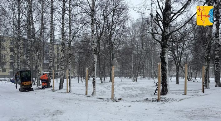 В Кирове устанавливают ограждение вокруг будущей Аллеи Славы