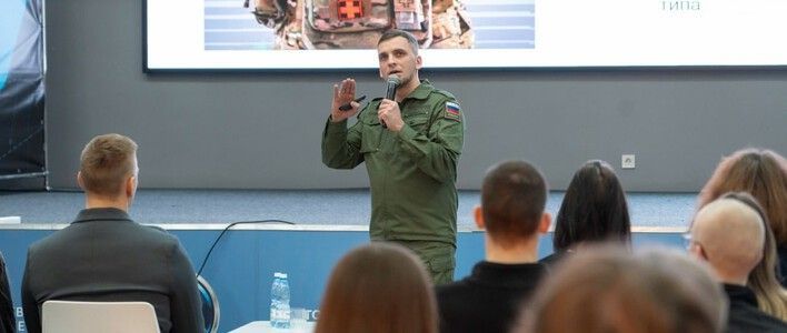 Руководитель центра развития беспилотных систем, ветеран спецоперации Данил Зонов рассказал о мерах поддержки участников СВО 