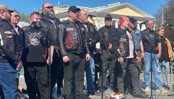 Мотоклубу «Ночные волки» хотят передать 2 помещения на Клубной