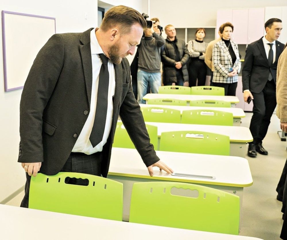 Три школы строят по графику.