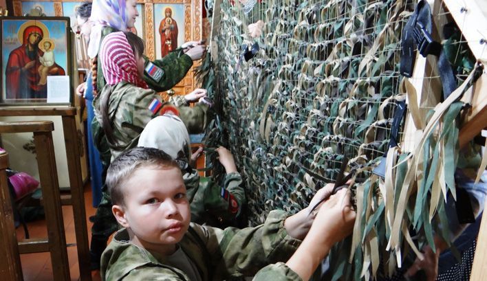 Своих не бросаем: 1700 тонн гуманитарного груза отправили кировчане на СВО