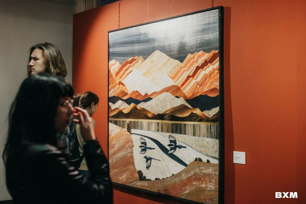 В Вятском художественном музее работает выставка «Живописная Россия. Современность традиций».