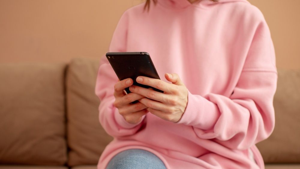  Горячая линия по вопросам защиты прав детей.