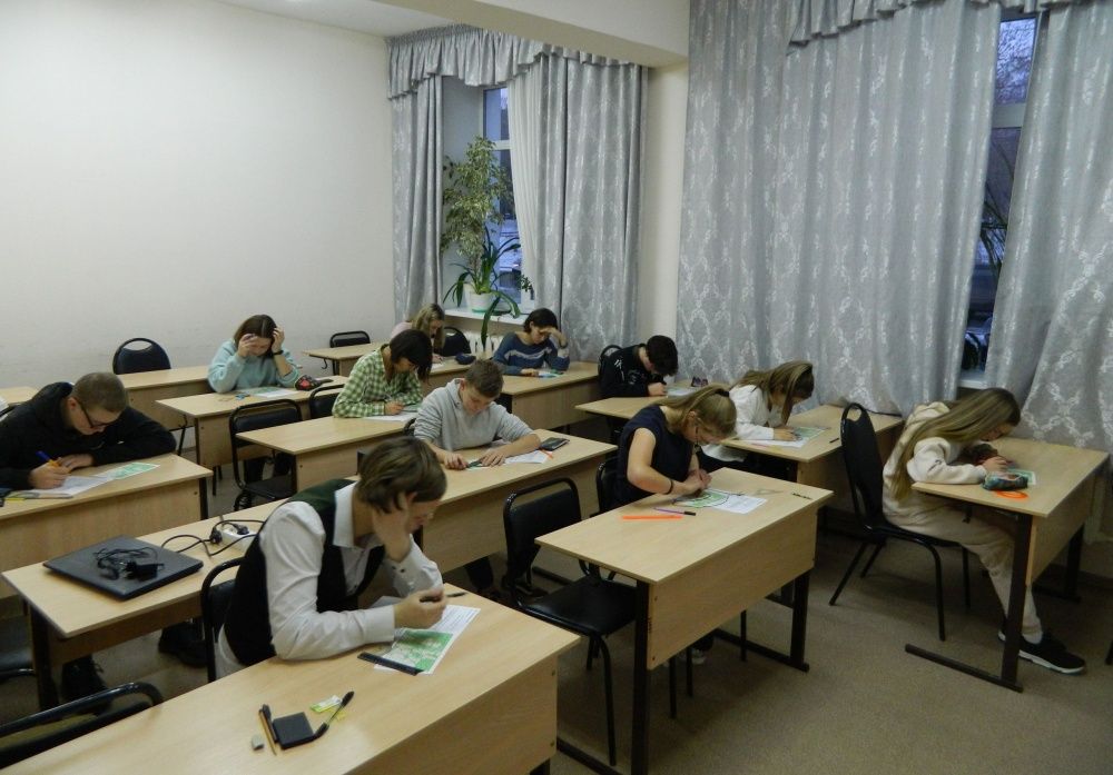 Кировские школьники показали знания топографии.
