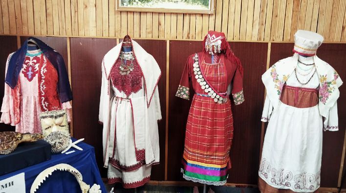 Страна вятская, крестьянская