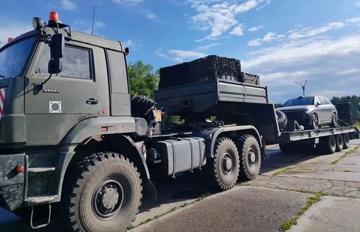 2 автомобиля, конфискованных у кировчан, передали на нужды СВО
