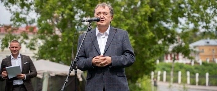 В Кирове прошла торжественная церемония закладки памятного камня на улице Альберта Лиханова
