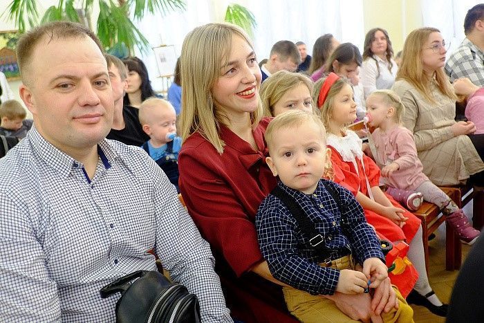 Улучшение жилищных условий для молодых семей.