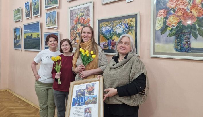 Истории в красках
