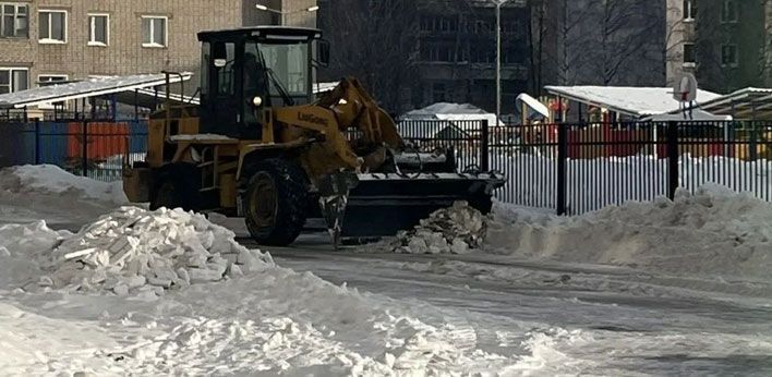Кировские дорожники готовятся к снежным выходным