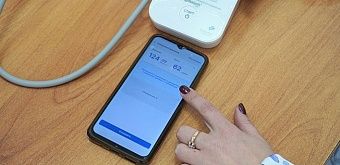 Кировчанам измеряют давление на расстоянии