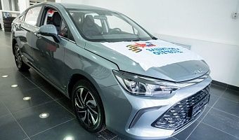Ветерану СВО из Кировской области вручили автомобиль